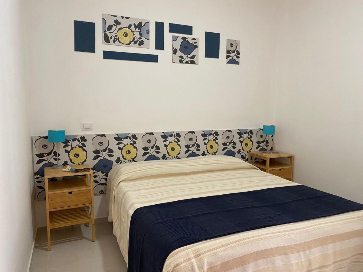 Casa Vacanze Il Giardino Dei Girasoli Marina di Ragusa Eksteriør billede