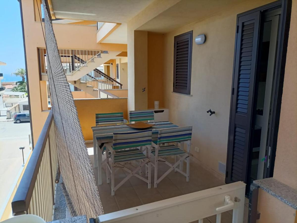 Casa Vacanze Il Giardino Dei Girasoli Marina di Ragusa Eksteriør billede