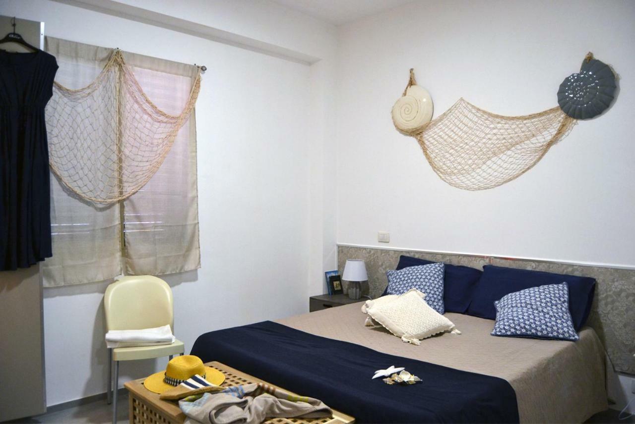 Casa Vacanze Il Giardino Dei Girasoli Marina di Ragusa Eksteriør billede